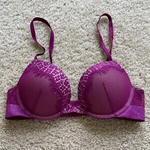 Pink Victoria's Secret Bombshell Bra 32B